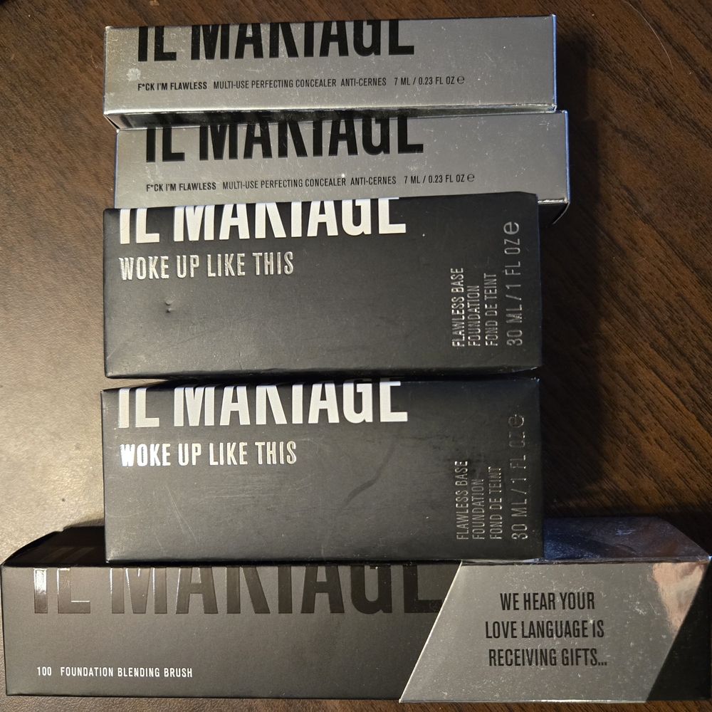 IL MAKIAGE Foundation and Concealer Set